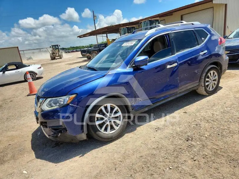 2018 Nissan ROGUE photo