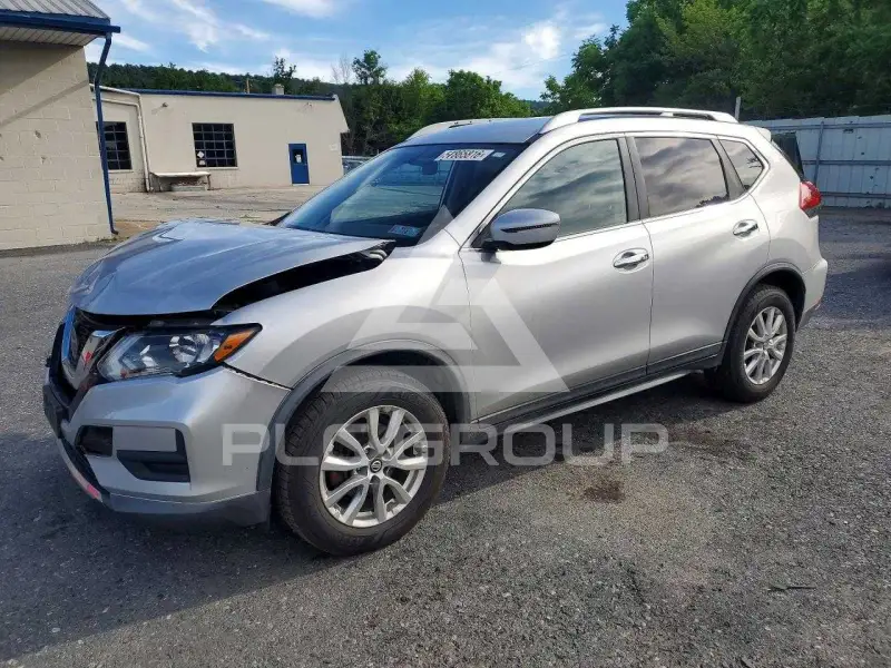 2018 Nissan ROGUE photo
