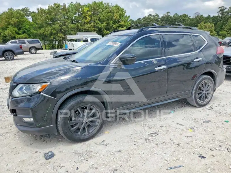 2018 Nissan ROGUE photo