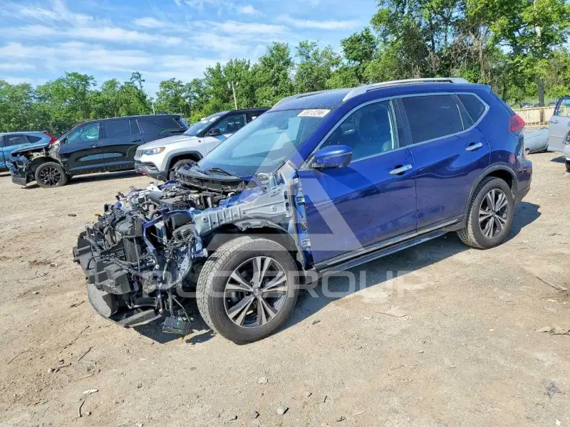 2018 Nissan ROGUE photo