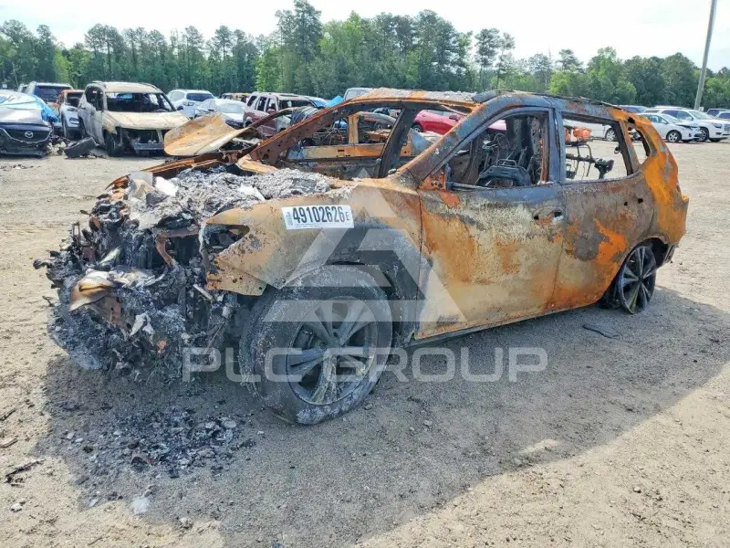 2018 Nissan ROGUE photo