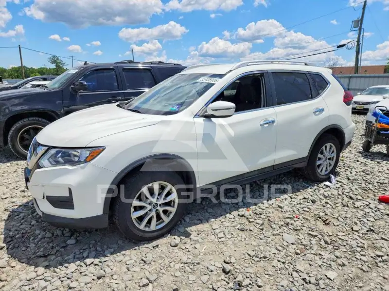 2018 Nissan ROGUE photo