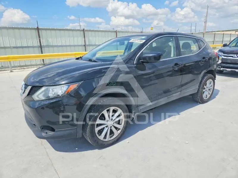 2018 Nissan ROGUE photo