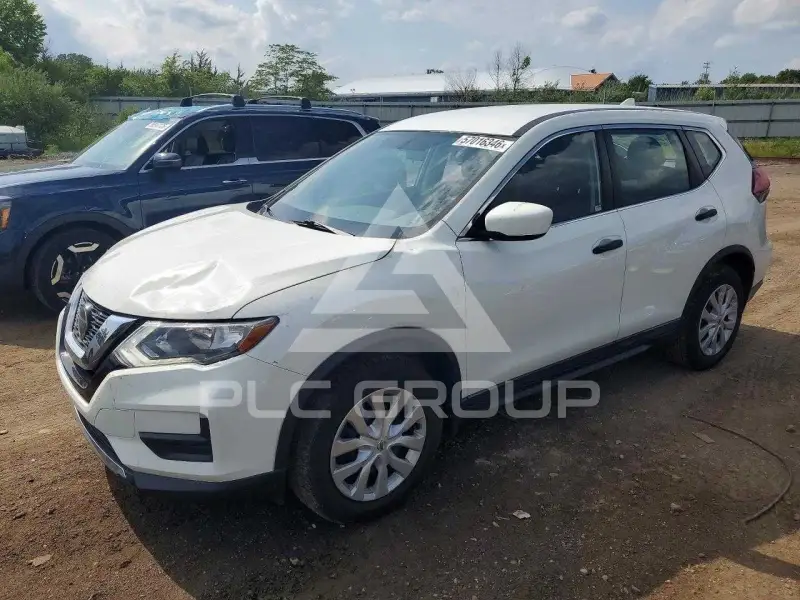2018 Nissan ROGUE photo