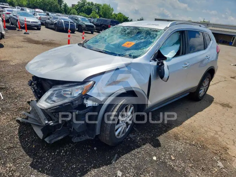2018 Nissan ROGUE photo