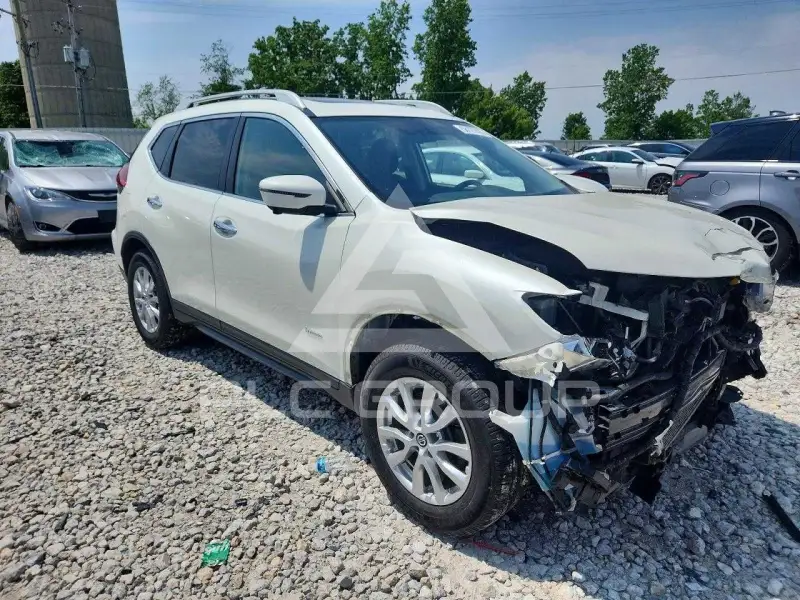 2018 Nissan ROGUE фото