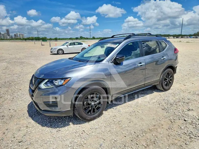 2018 Nissan ROGUE photo