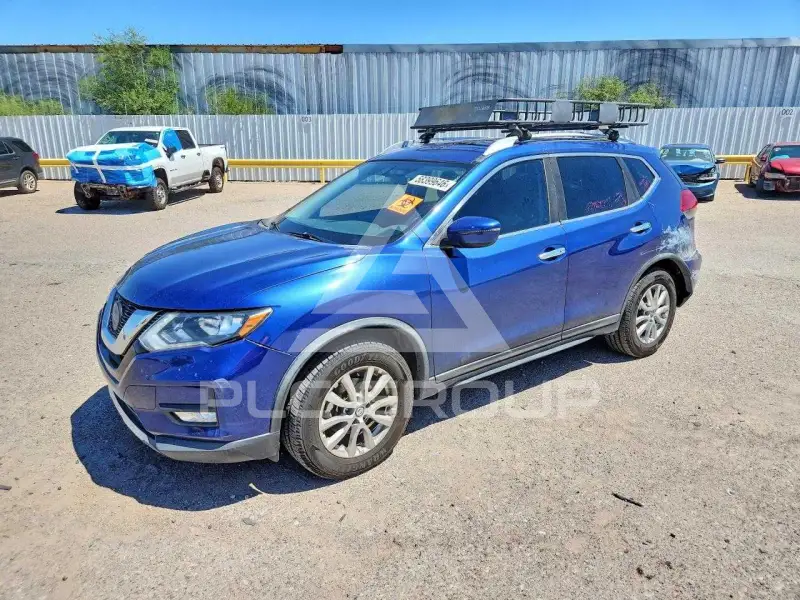 2018 Nissan ROGUE photo