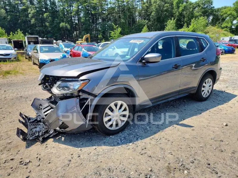 2018 Nissan ROGUE photo