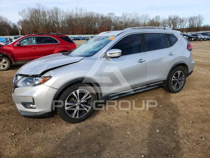 2018 Nissan ROGUE фото