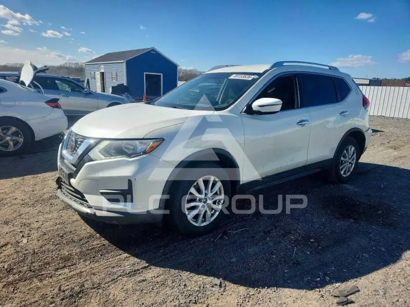 2018 Nissan ROGUE photo