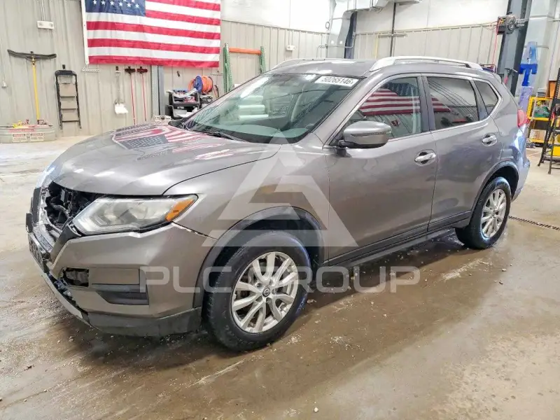 2018 Nissan ROGUE photo