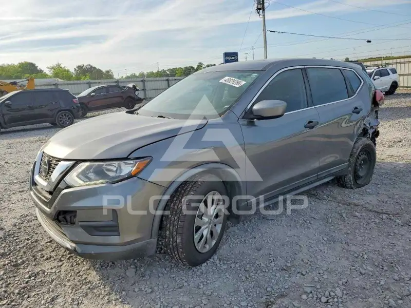 2018 Nissan ROGUE photo