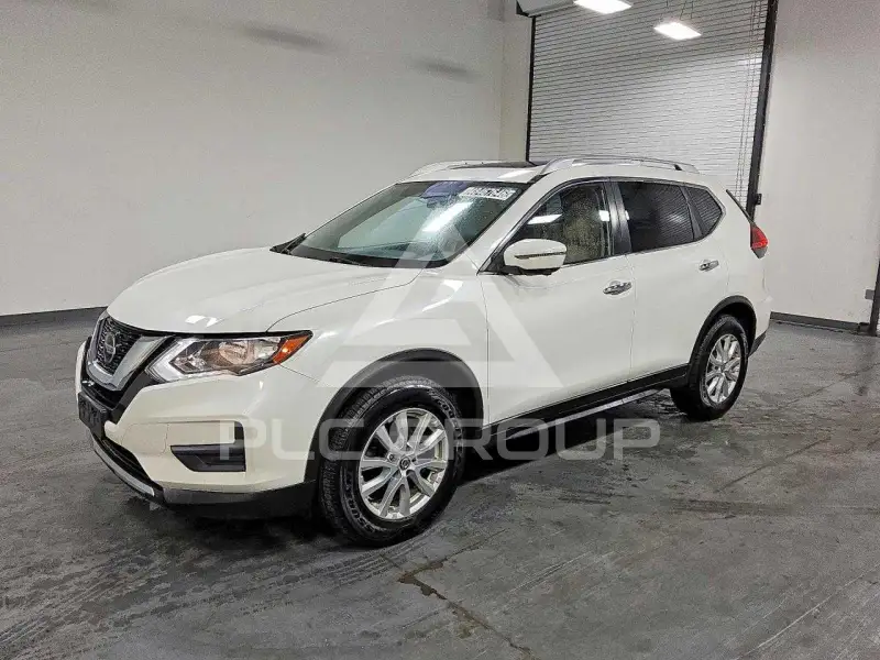 2018 Nissan ROGUE photo