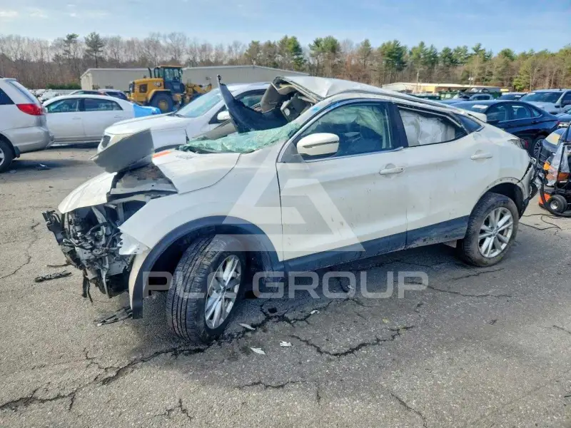 2018 Nissan ROGUE фото