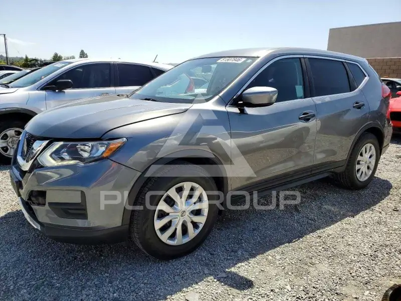 2018 Nissan ROGUE photo