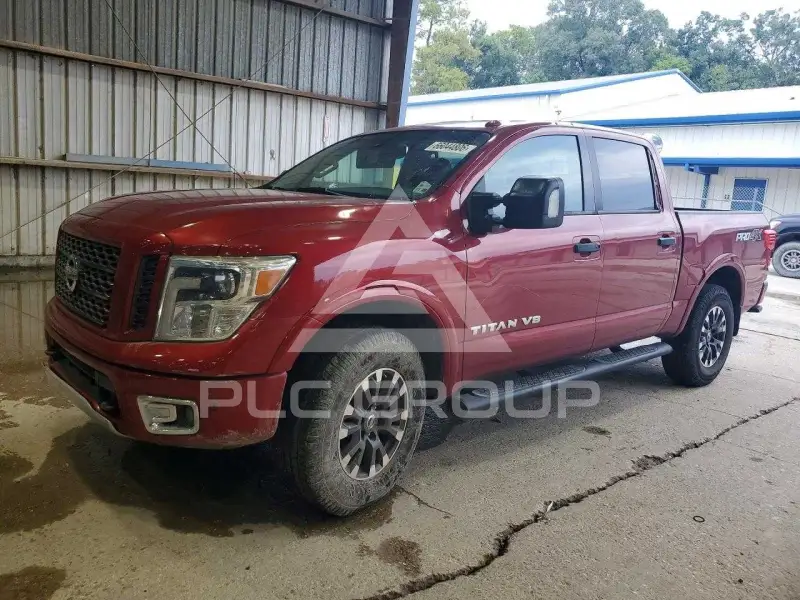 2018 Nissan TITAN photo