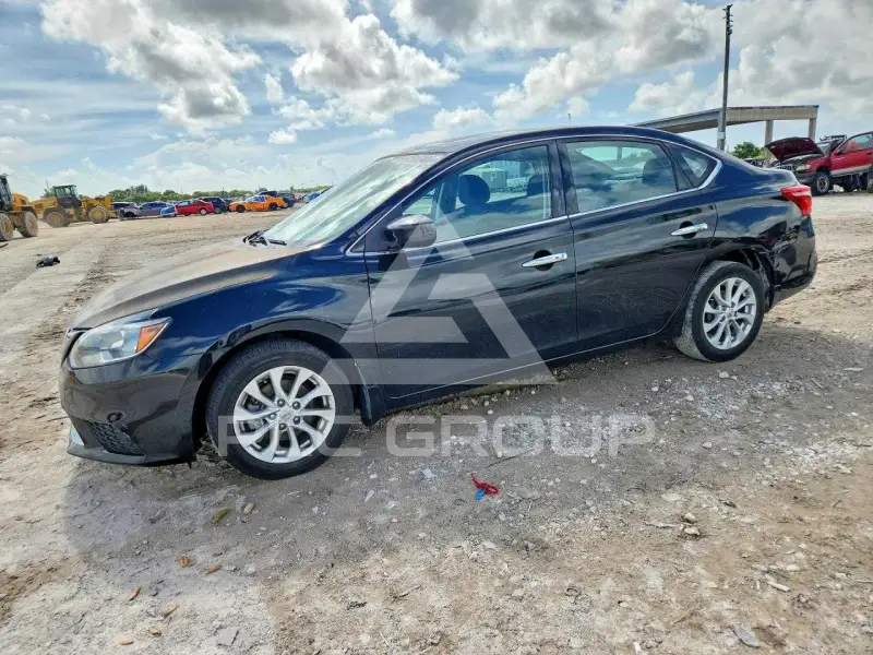 2018 Nissan SENTRA photo