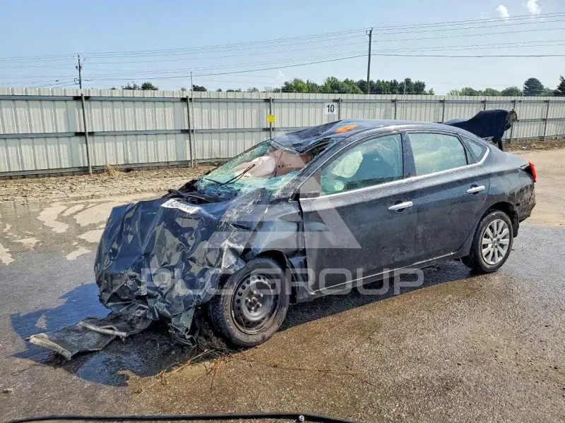 2018 Nissan SENTRA фото