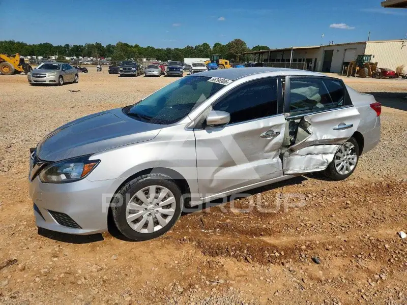 2018 Nissan SENTRA фото