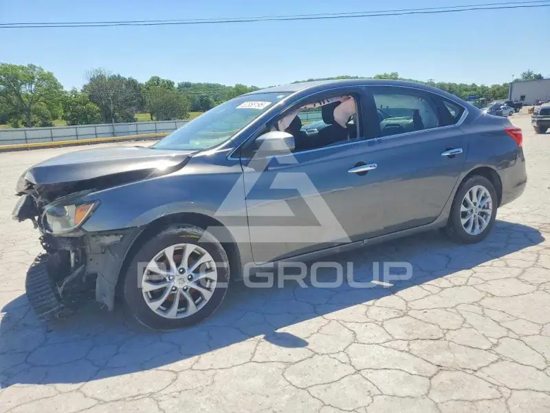 2018 Nissan SENTRA фото