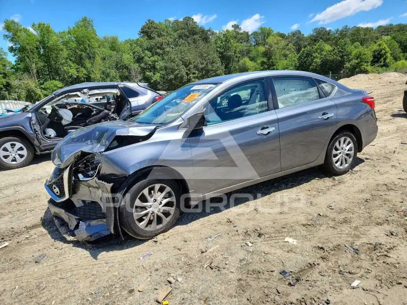 2018 Nissan SENTRA фото