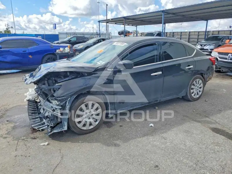 2018 Nissan SENTRA photo