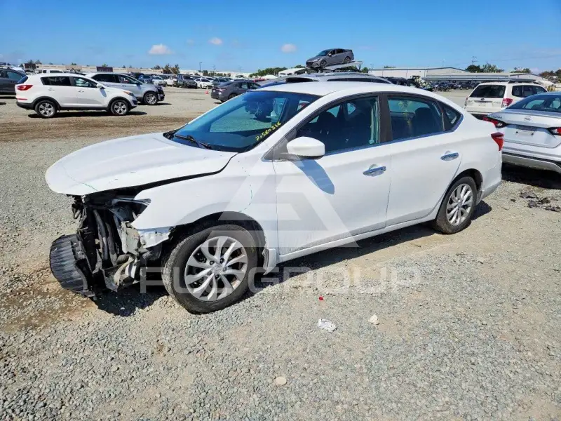 2018 Nissan SENTRA photo