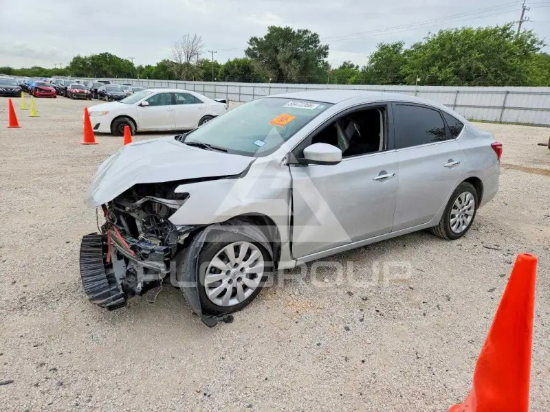 2018 Nissan SENTRA фото