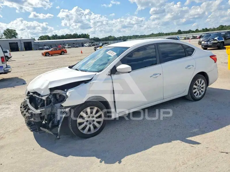 2018 Nissan SENTRA photo