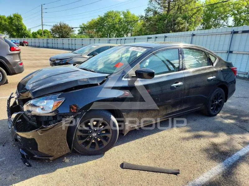 2018 Nissan SENTRA фото