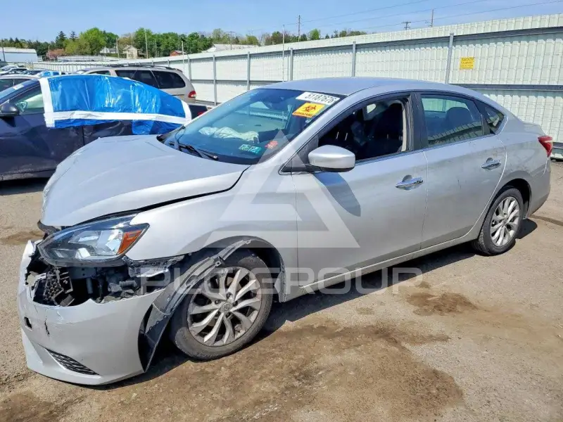 2018 Nissan SENTRA фото