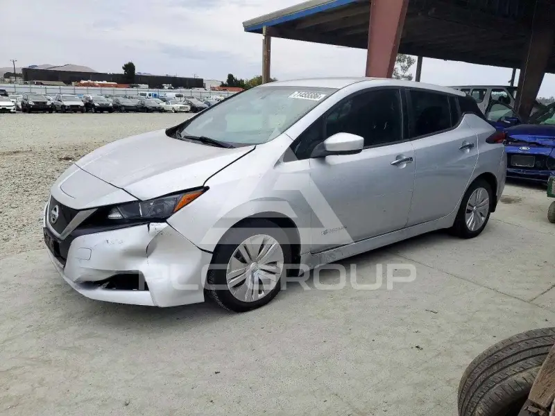 2018 Nissan LEAF photo