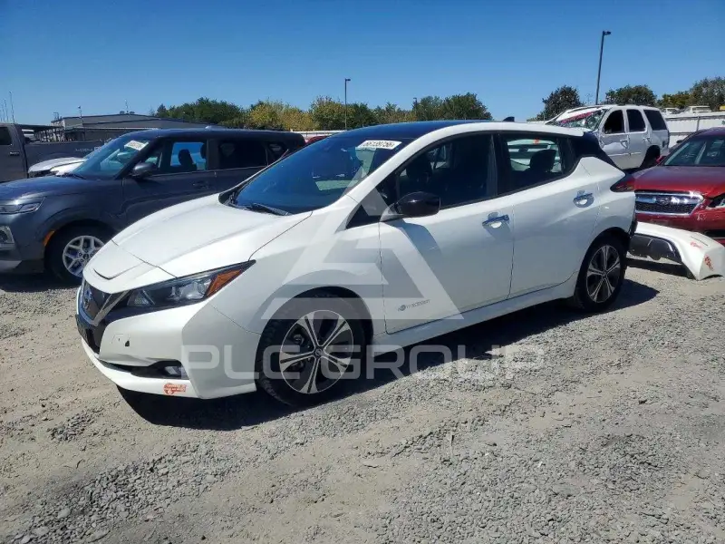2018 Nissan LEAF photo