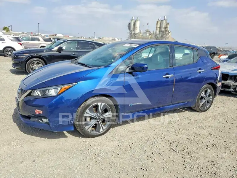 2018 Nissan LEAF photo