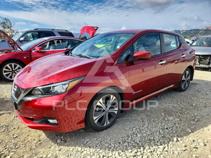 2018 Nissan LEAF photo