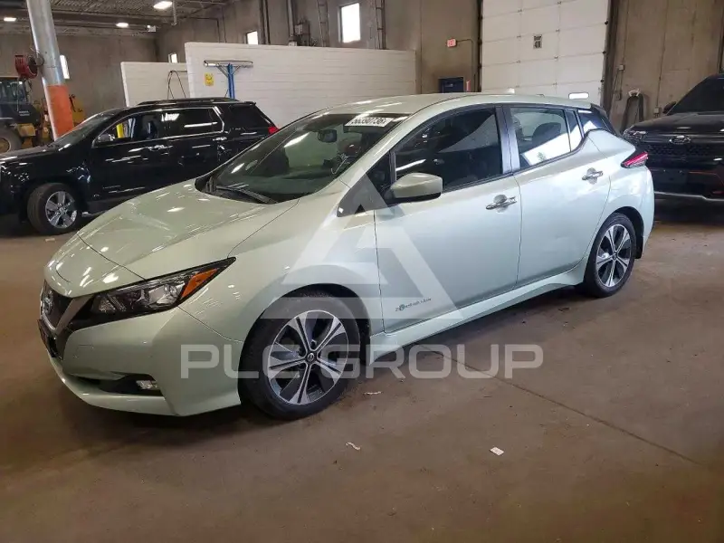 2018 Nissan LEAF photo