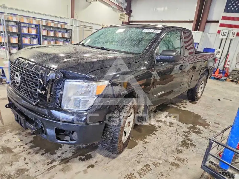 2018 Nissan TITAN фото