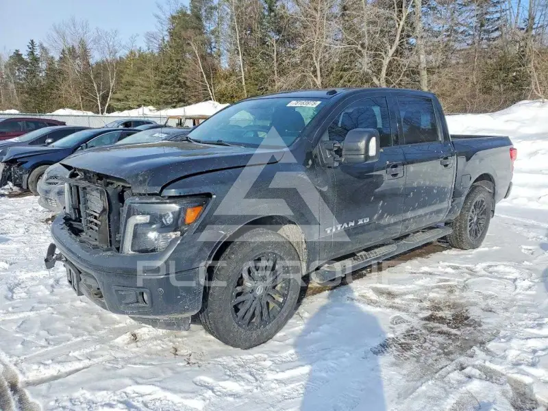 2018 Nissan TITAN фото