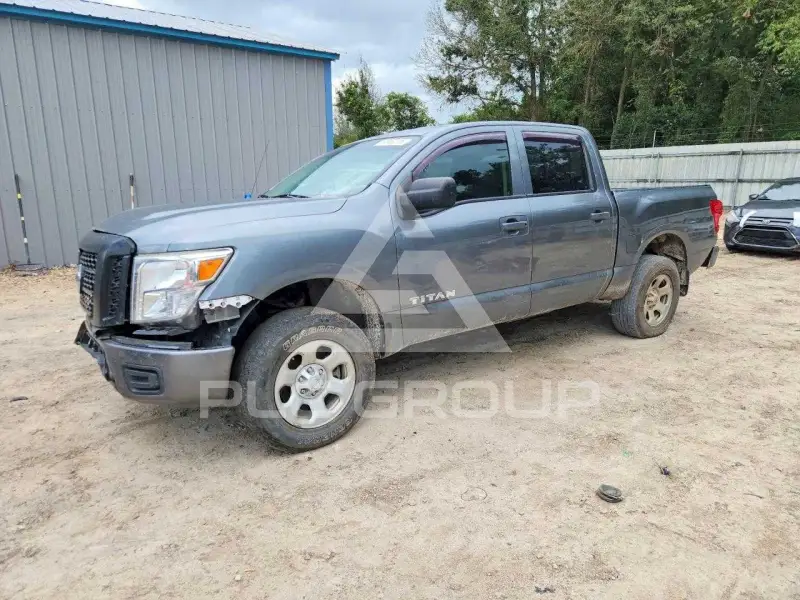 2018 Nissan TITAN фото