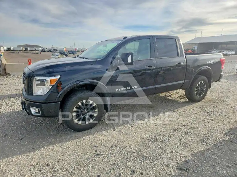 2018 Nissan TITAN фото