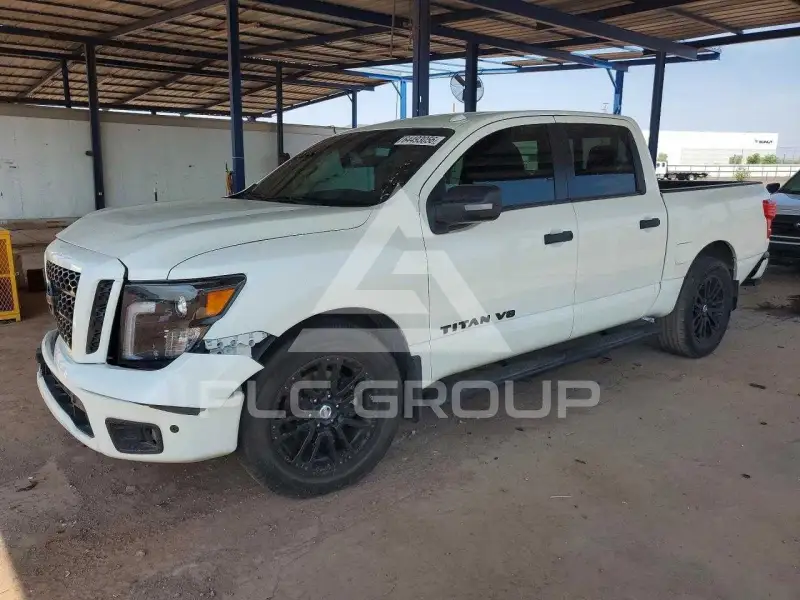 2018 Nissan TITAN фото