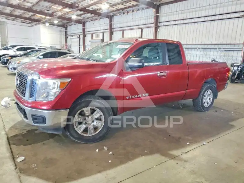 2018 Nissan TITAN фото