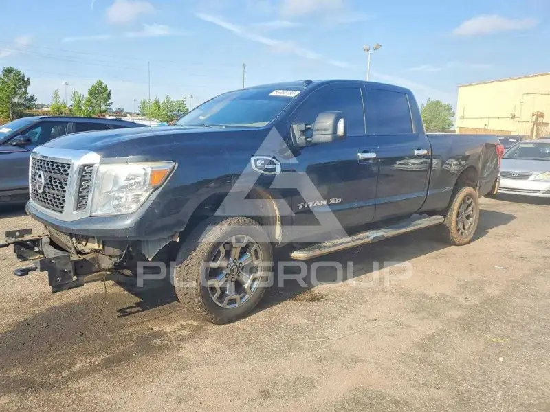2018 Nissan TITAN фото