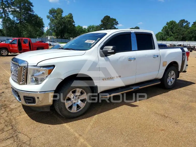 2018 Nissan TITAN фото