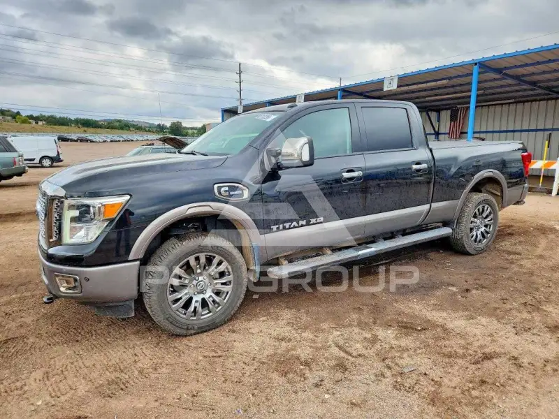 2018 Nissan TITAN фото