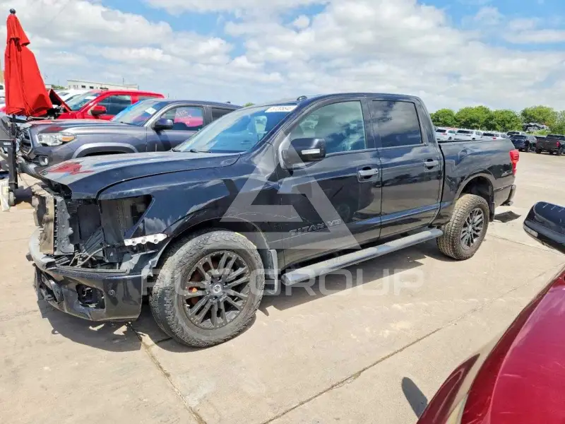 2018 Nissan TITAN фото