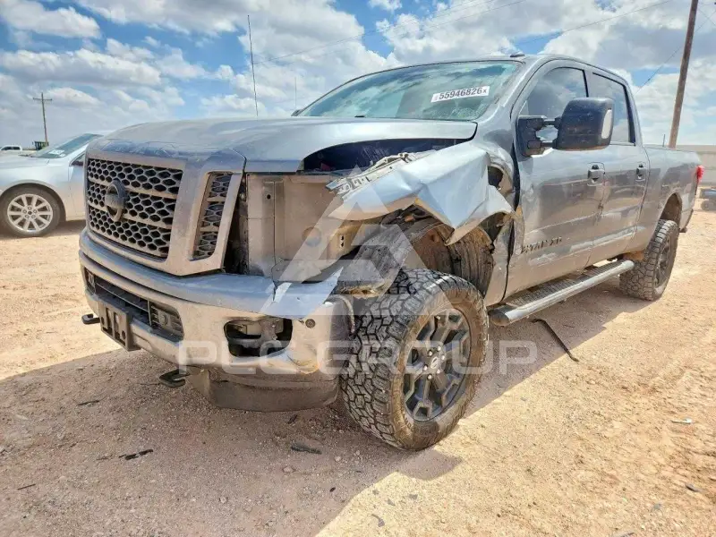 2018 Nissan TITAN фото