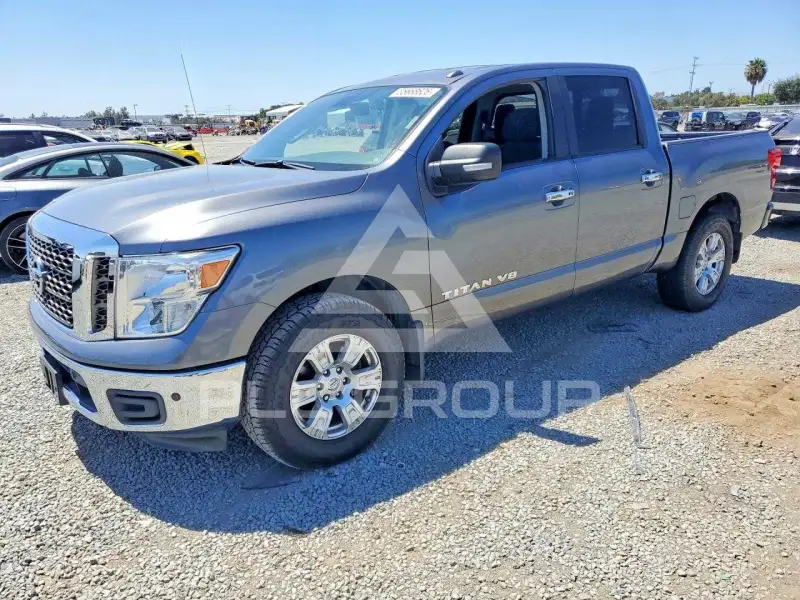 2018 Nissan TITAN фото