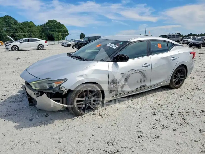 2018 Nissan MAXIMA photo